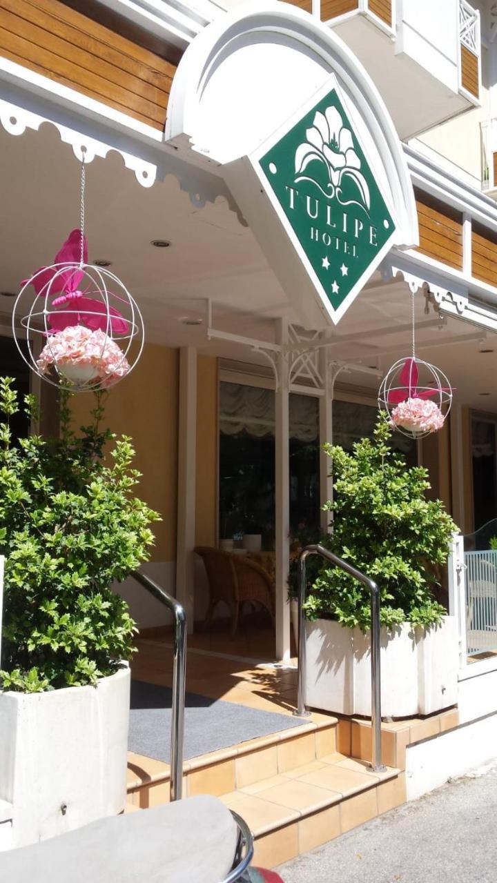 Hotel Tulipe Nazionale Ричоне Екстериор снимка
